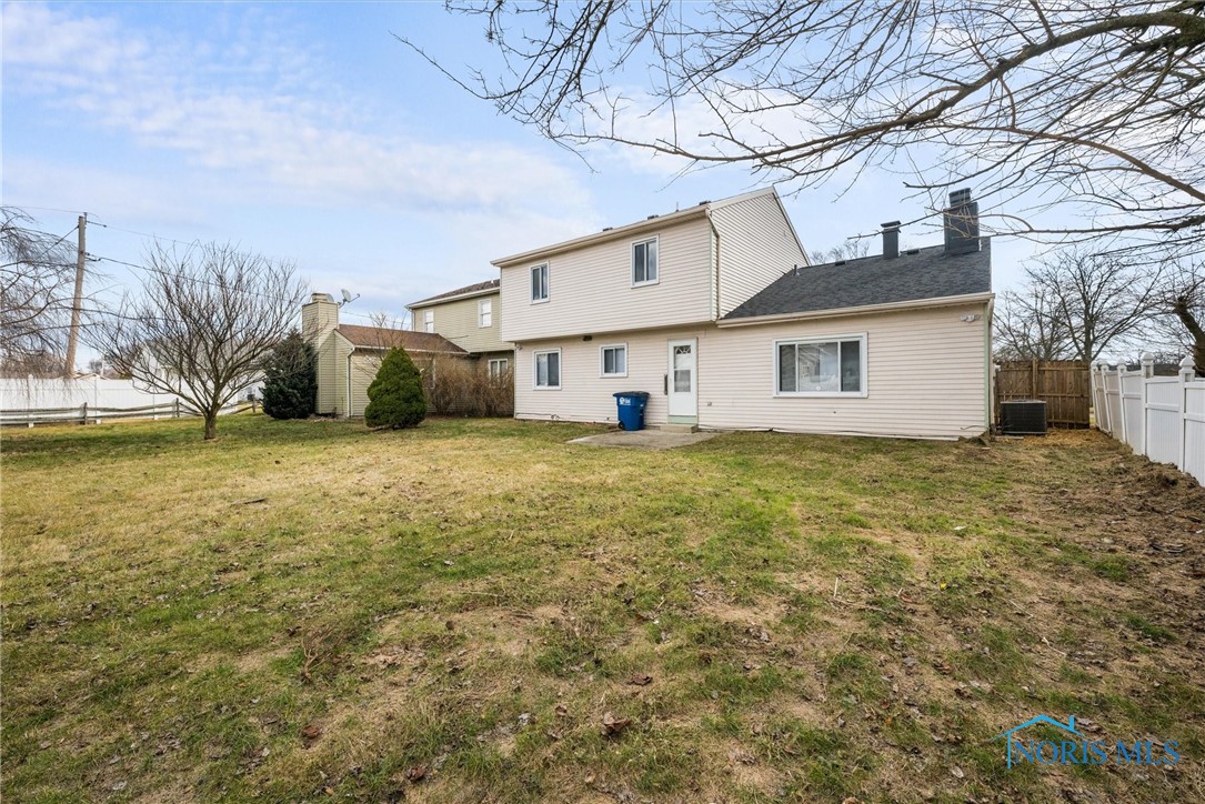 4350 Oak Creek Lane