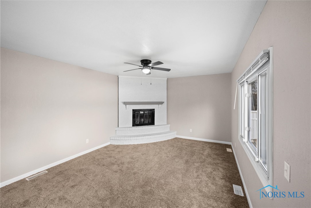 4350 Oak Creek Lane
