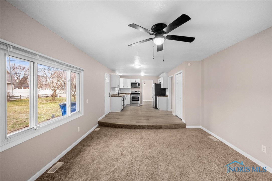 4350 Oak Creek Lane