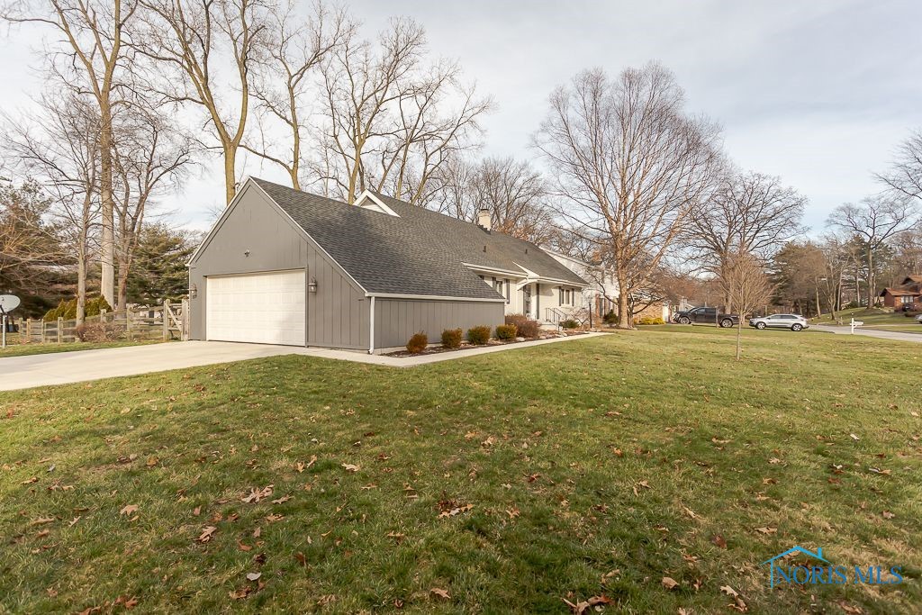 6044 Indian Trail