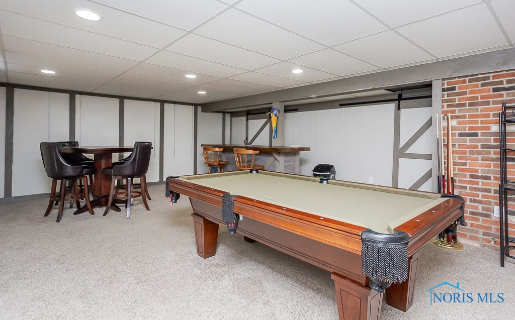6044 Indian Trail