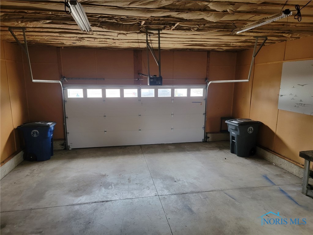 1401 Logan Lane