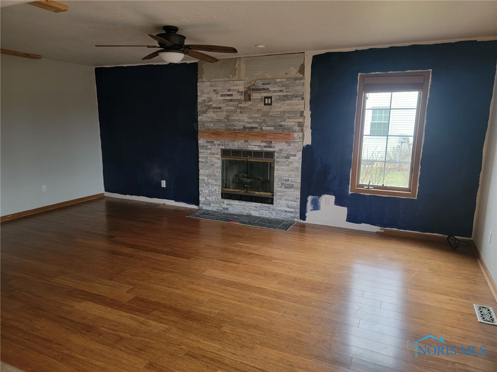 1401 Logan Lane