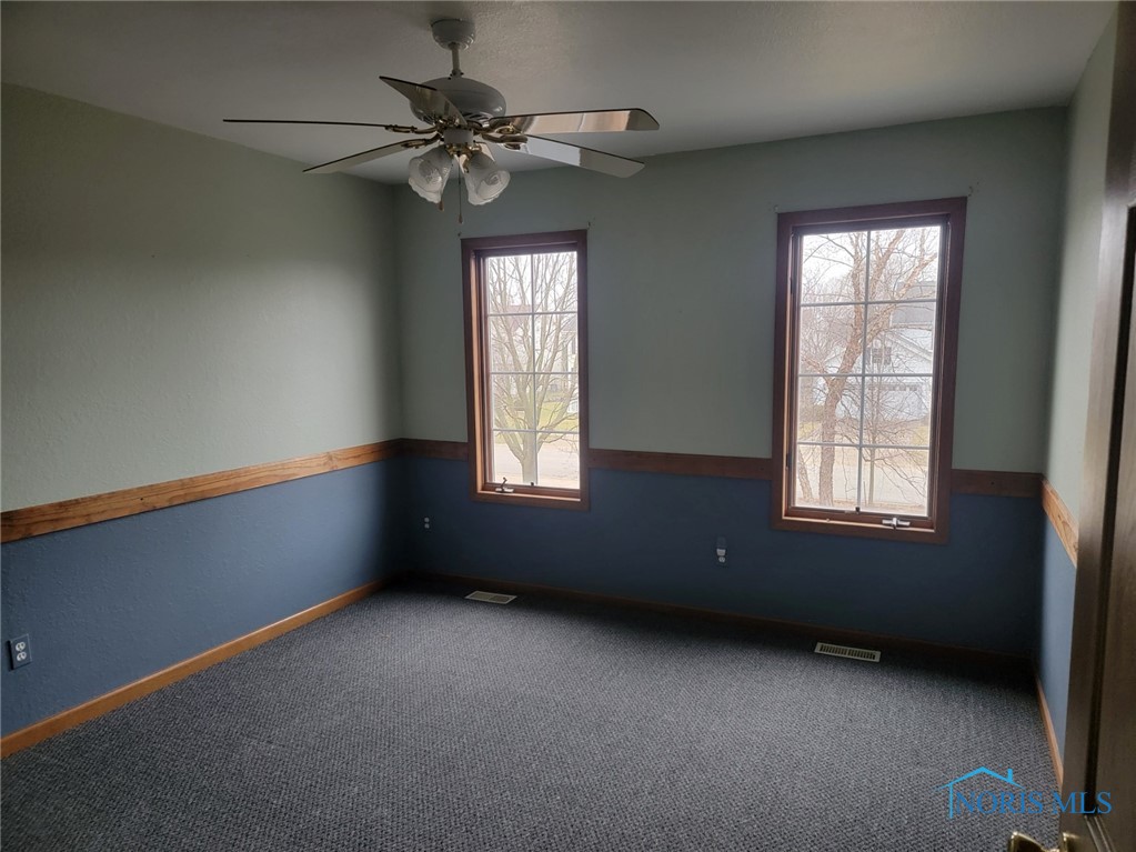 1401 Logan Lane
