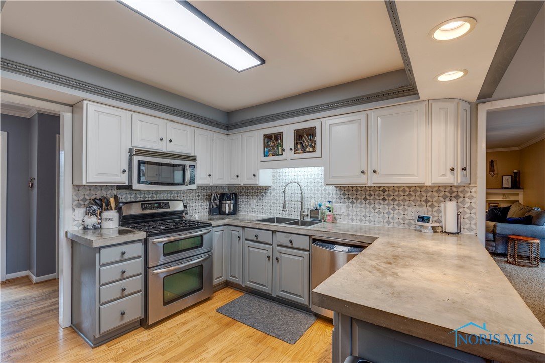 5738 Swan Creek Drive