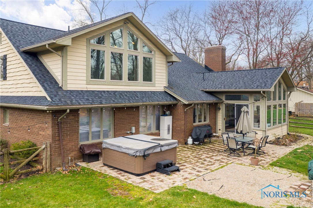 5738 Swan Creek Drive