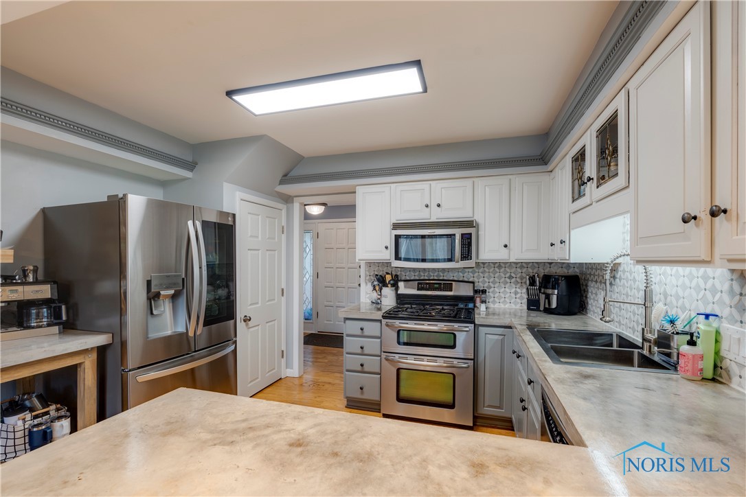 5738 Swan Creek Drive