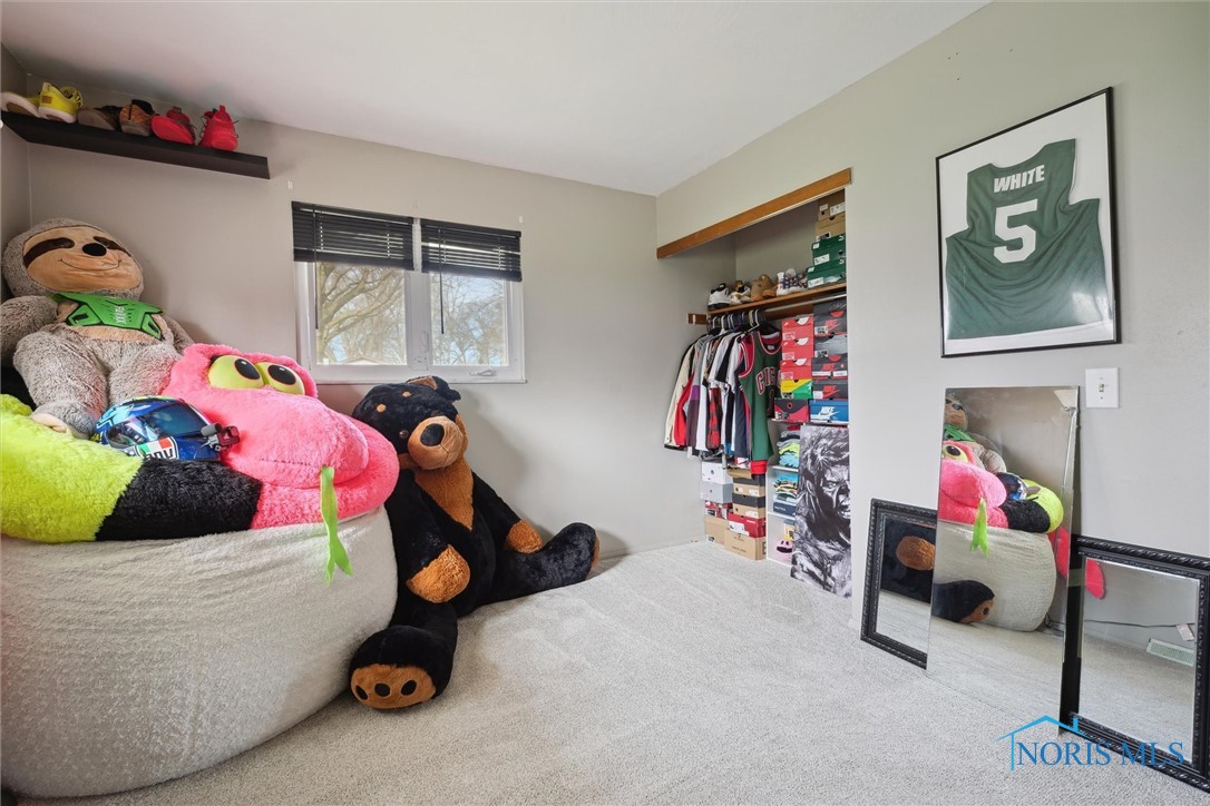 5558 Armada Drive