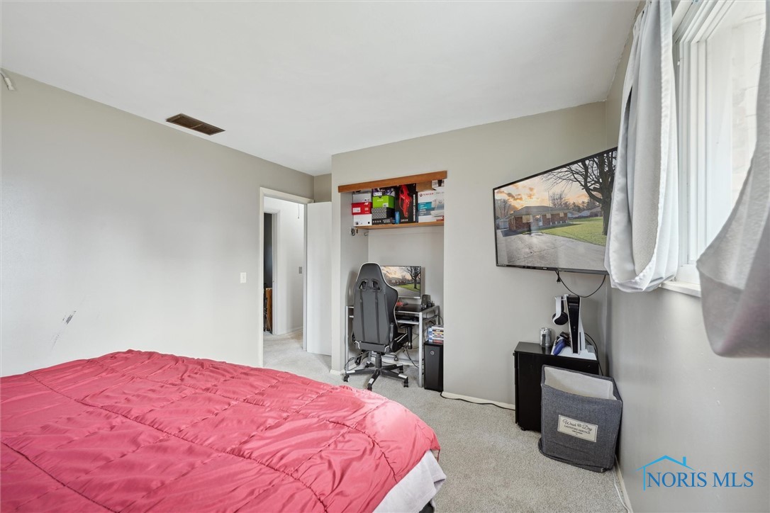 5558 Armada Drive