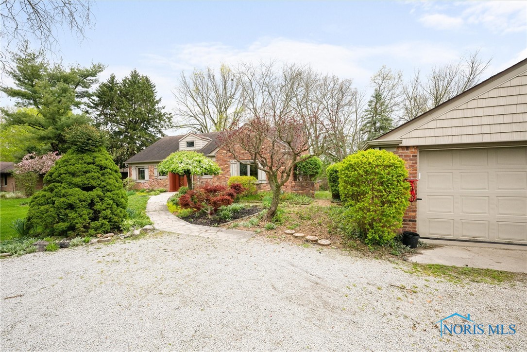 1430 Old Trail Road
