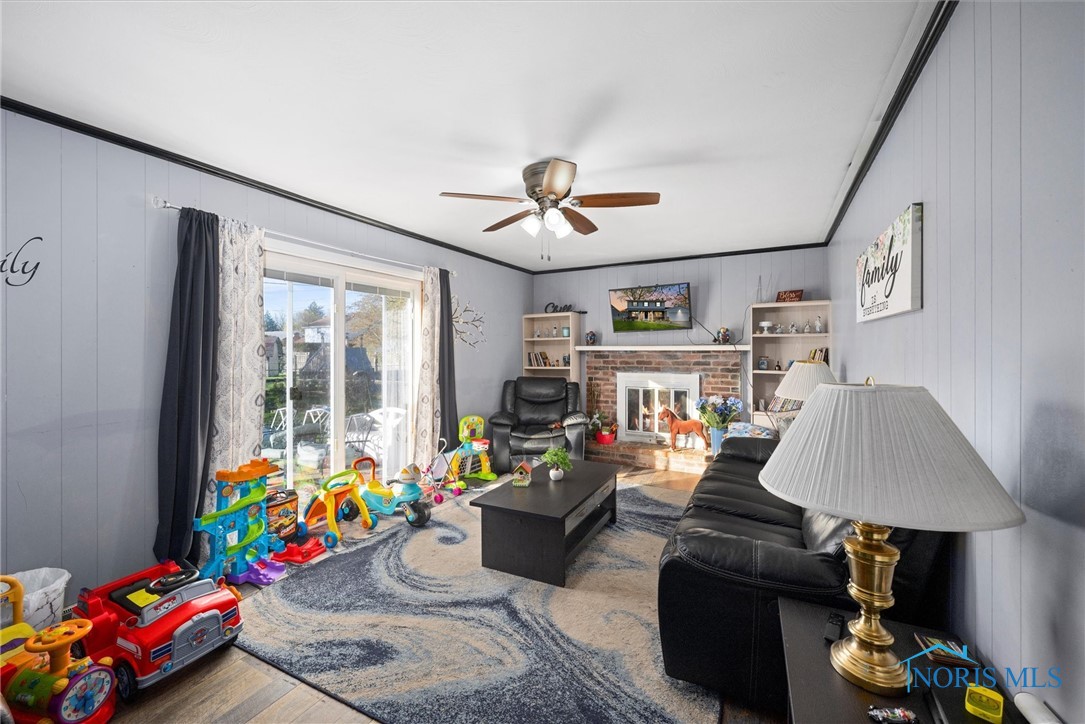 3798 Driftwood Road
