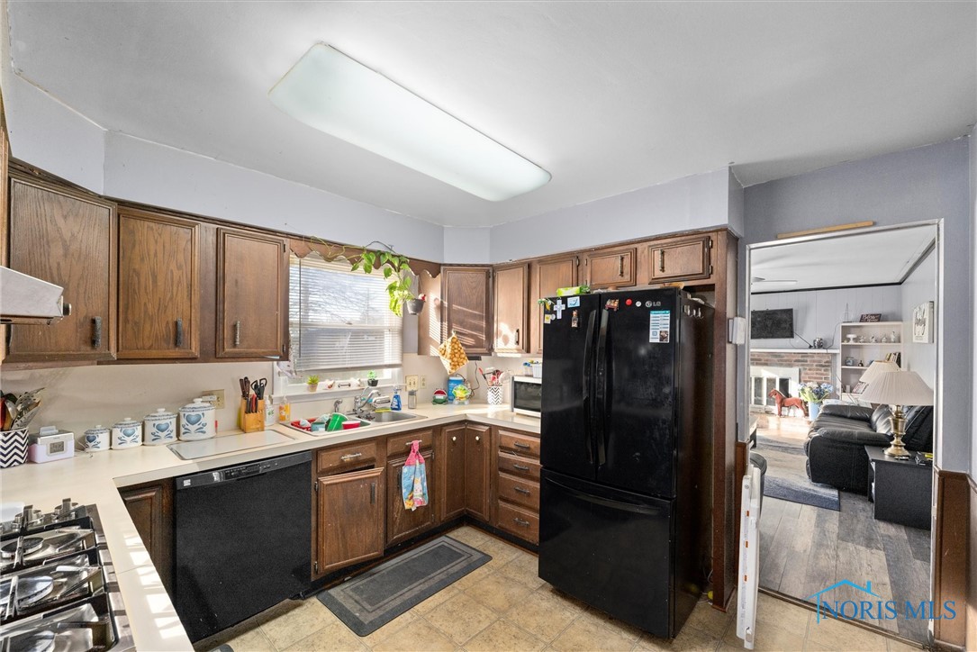 3798 Driftwood Road
