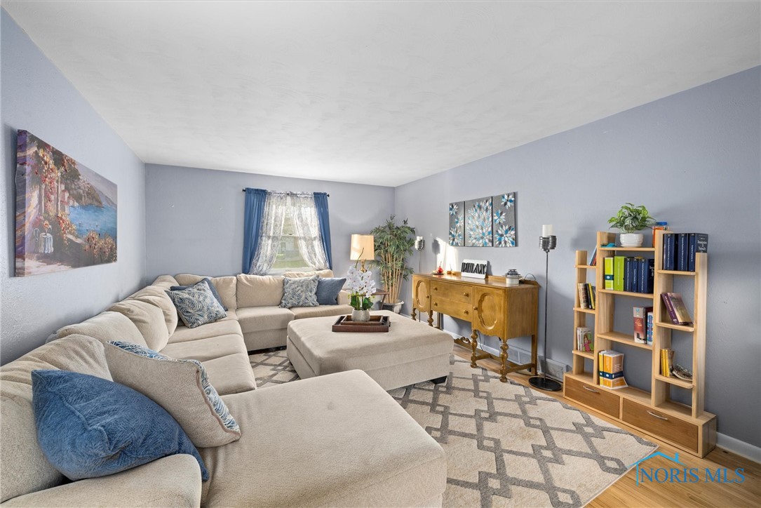 3798 Driftwood Road