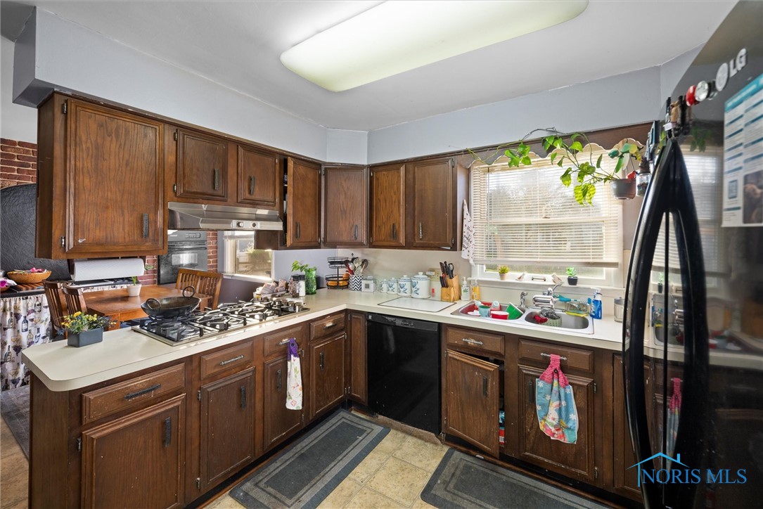 3798 Driftwood Road