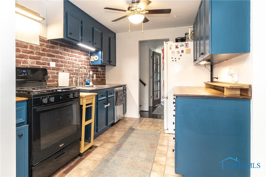 5504 Thornbrook Trail