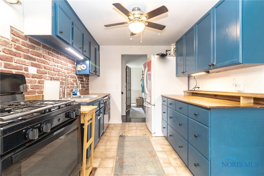 5504 Thornbrook Trail