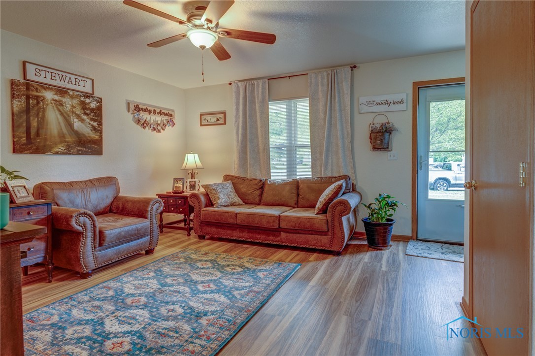 9623 Oak Run Court