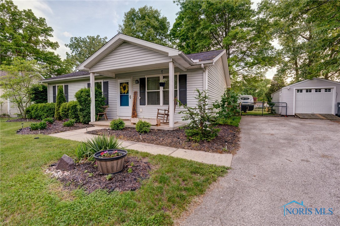 9623 Oak Run Court