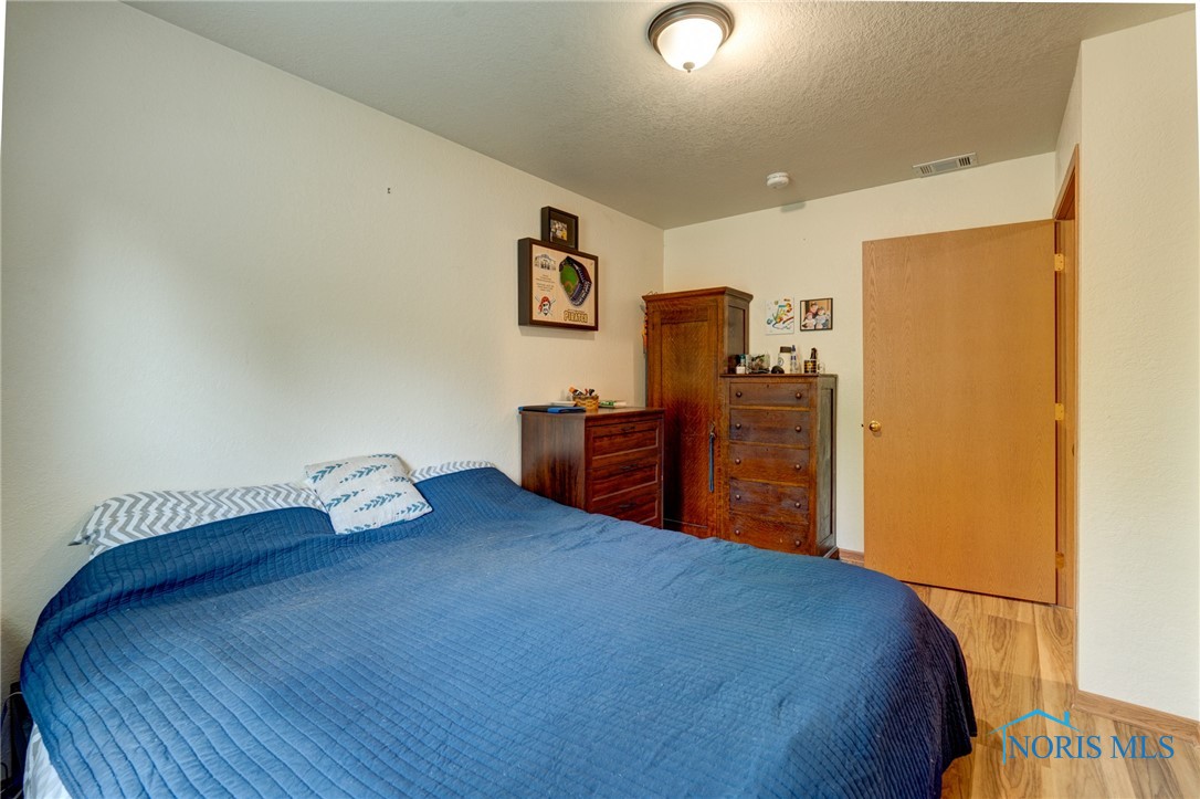 9623 Oak Run Court