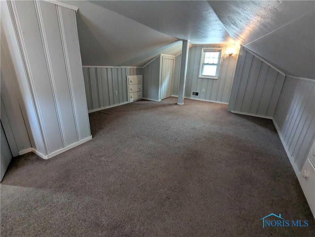 22 W Poinsetta Avenue