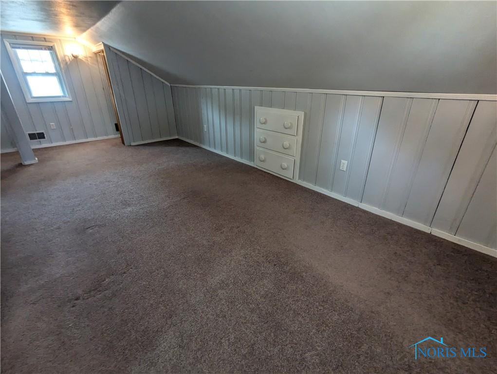 22 W Poinsetta Avenue