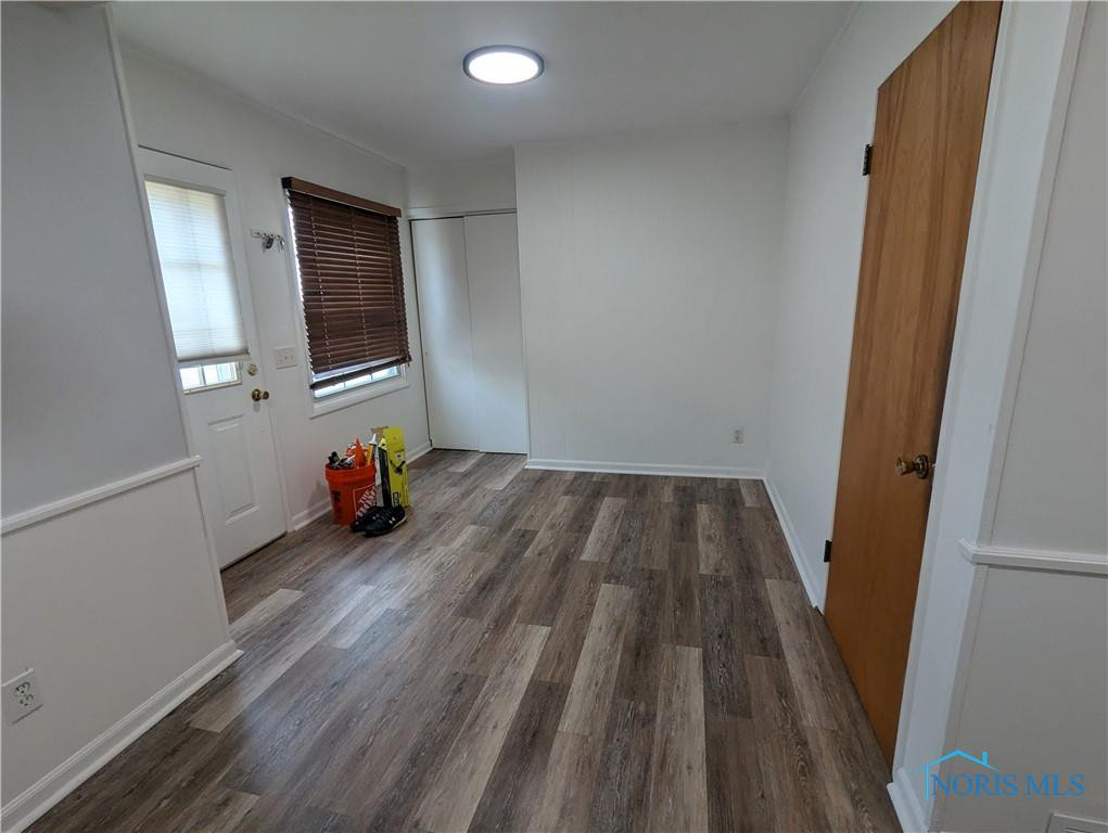 22 W Poinsetta Avenue