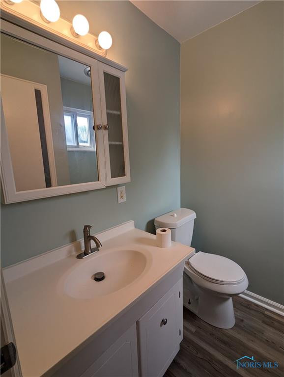 22 W Poinsetta Avenue