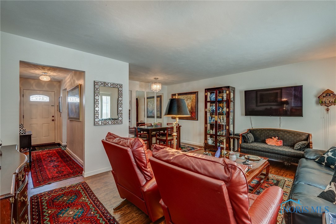 3789 W Alexis Road 3789