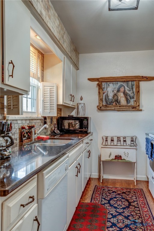 3789 W Alexis Road 3789