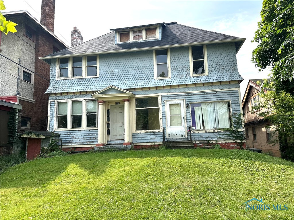 531 W Bancroft Street