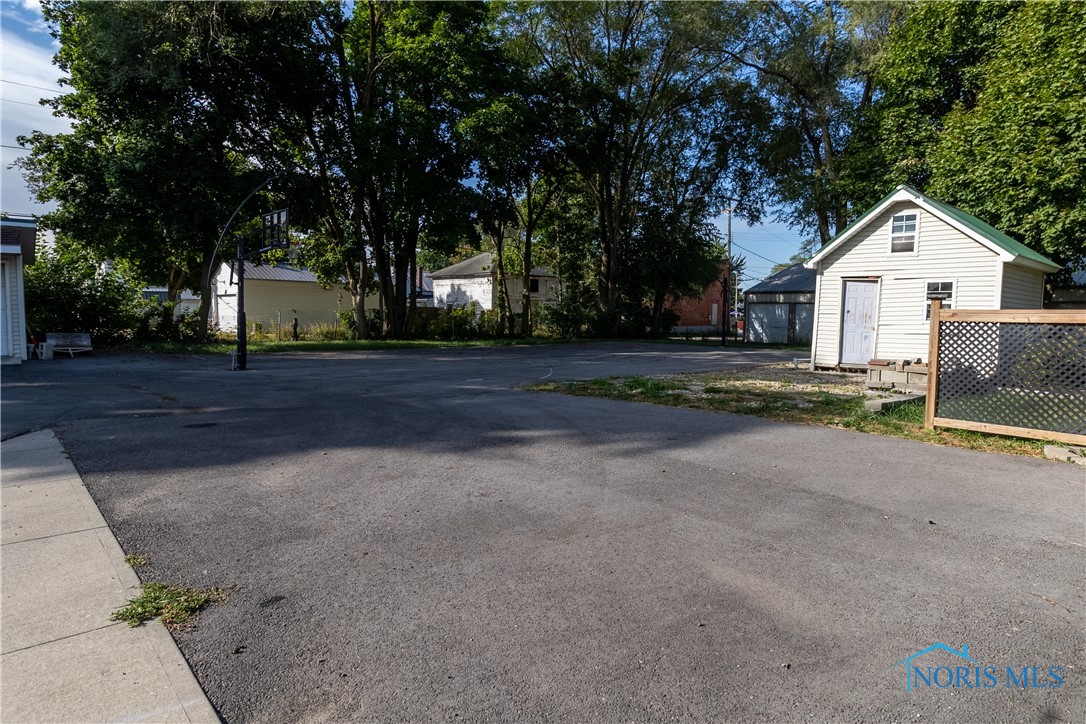 133 E South Street