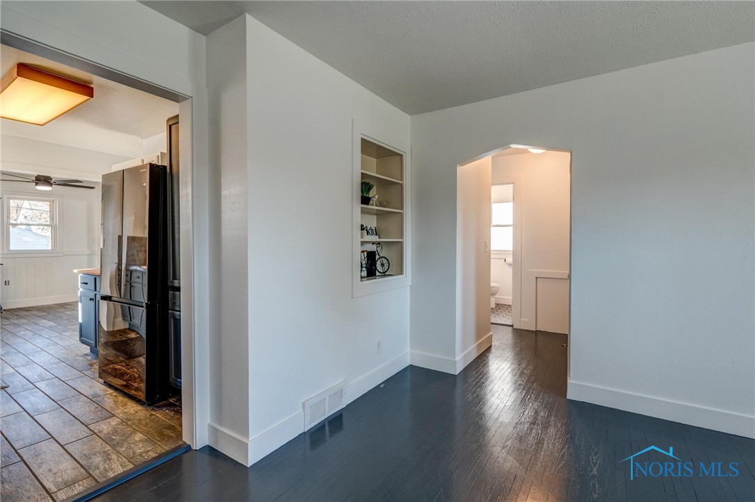 2940 Indianola Drive