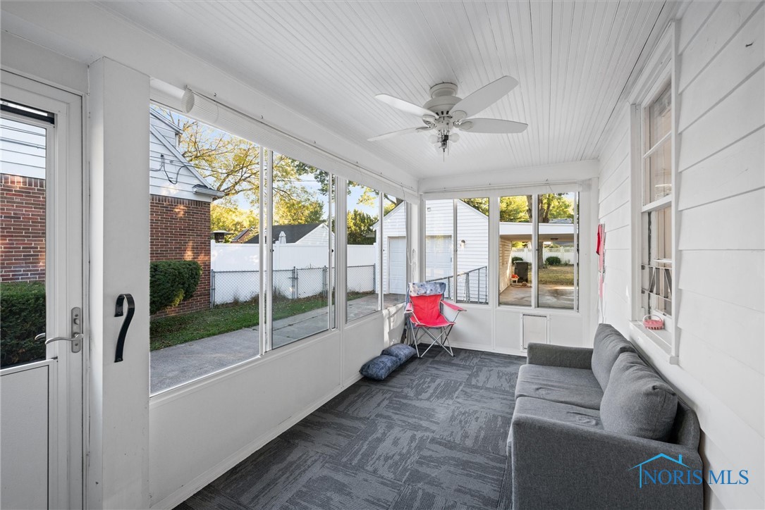 2321 Castlewood Drive