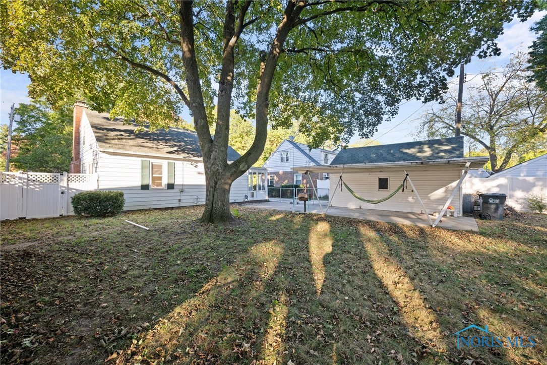2321 Castlewood Drive