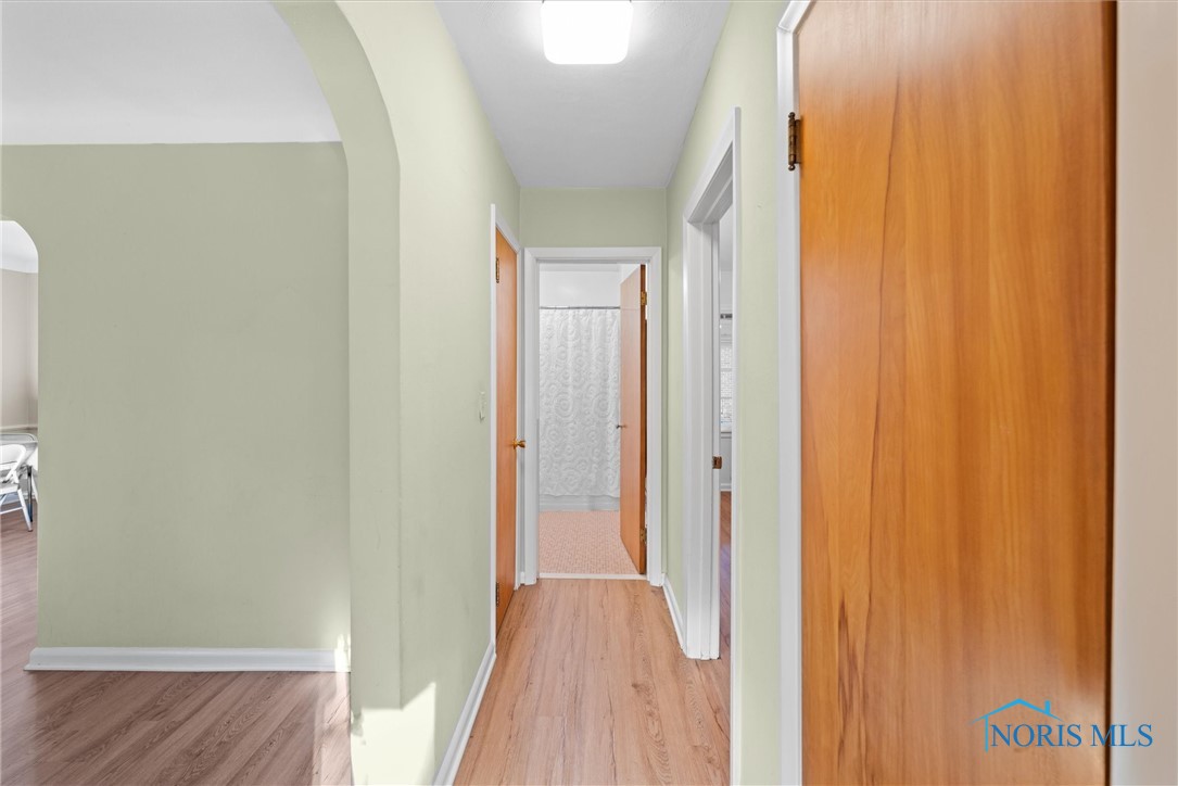 2321 Castlewood Drive