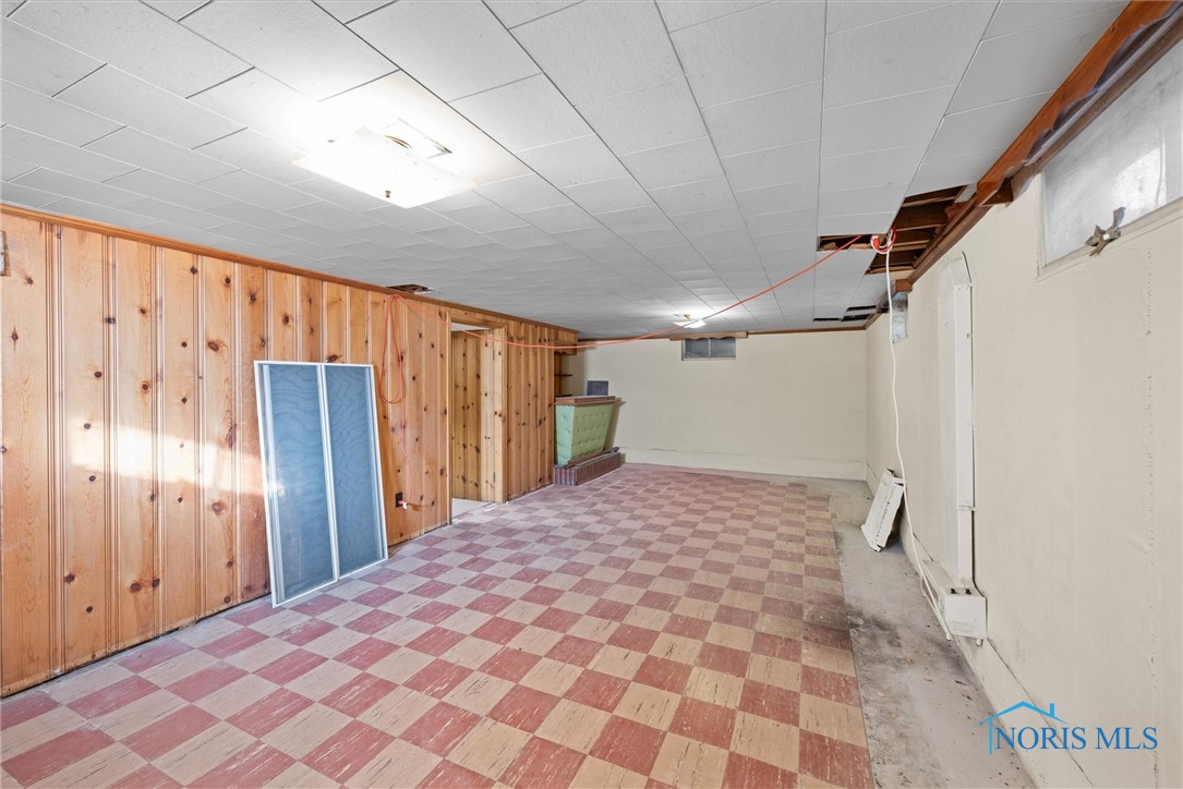2321 Castlewood Drive