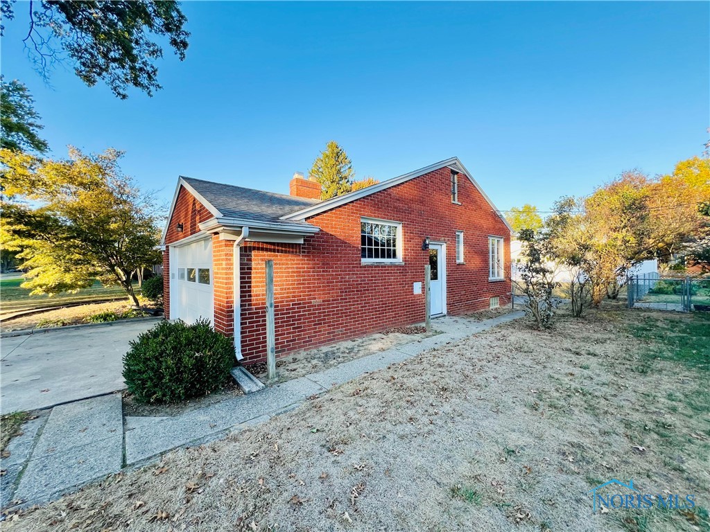 2734 Strauss Avenue