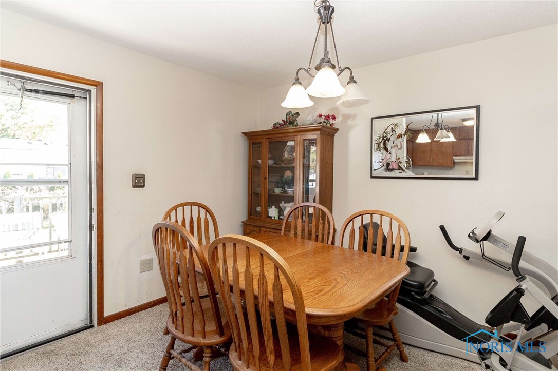 5564 Bannockburn Drive