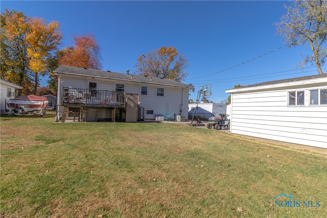 5564 Bannockburn Drive
