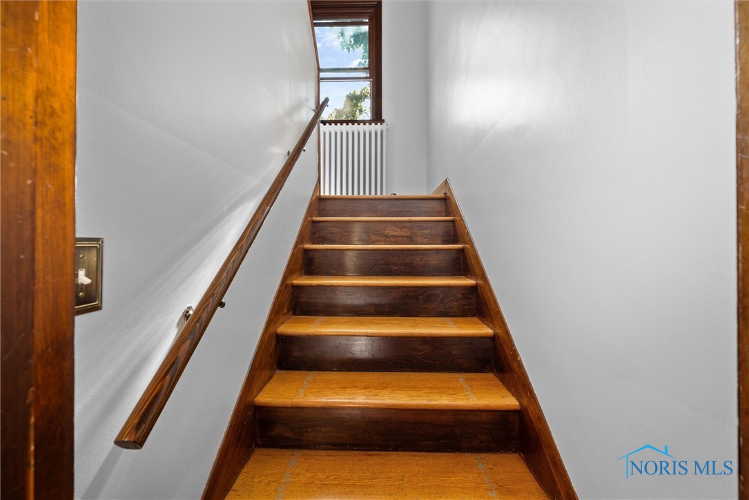 318 E 7th Street