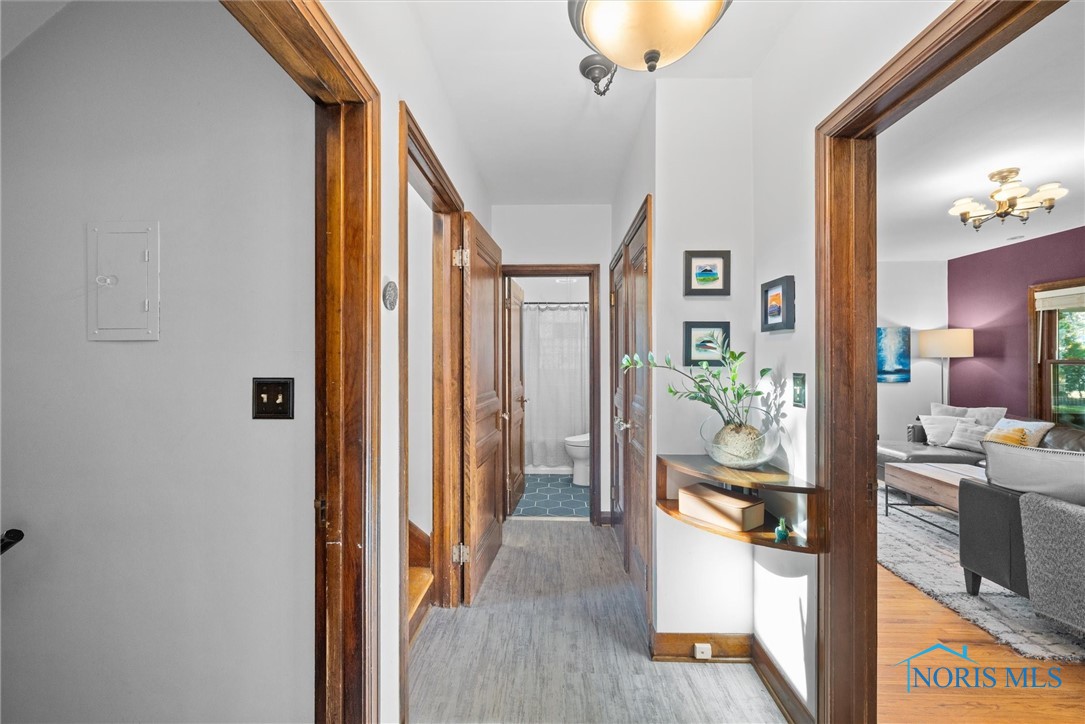 318 E 7th Street