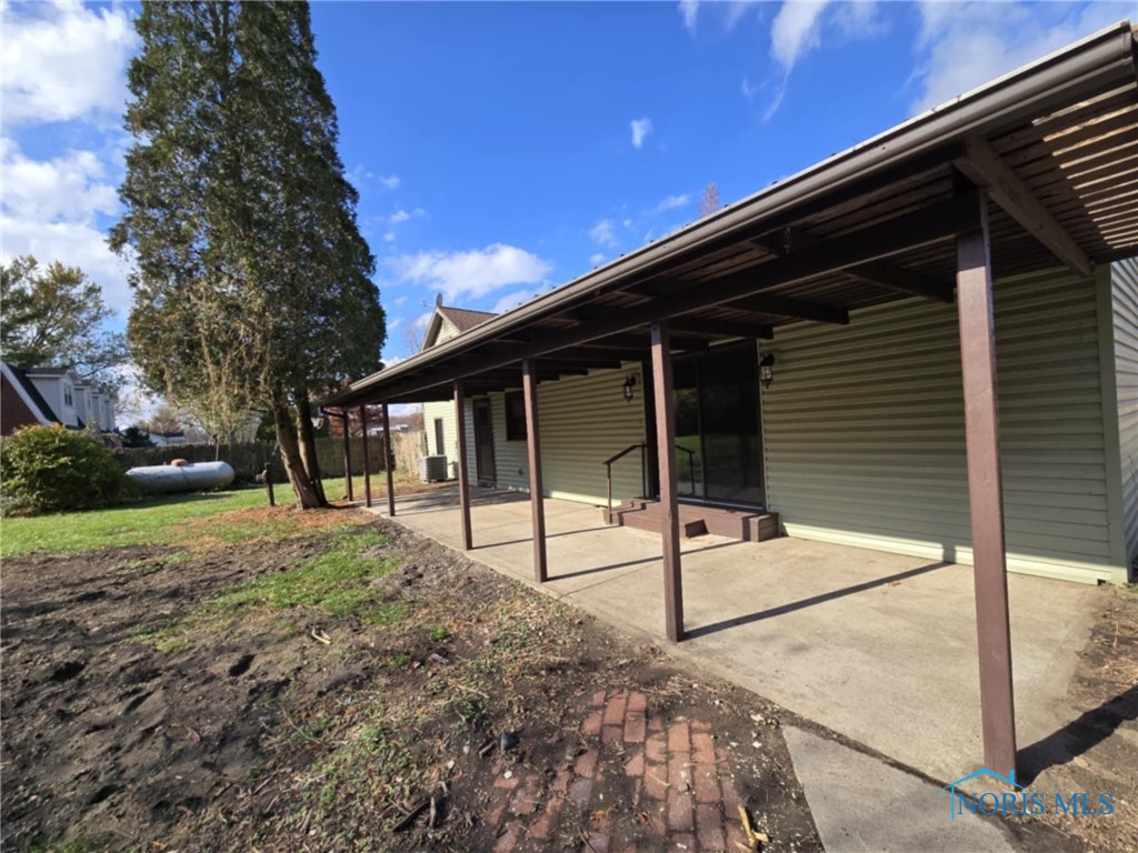1273 County Road U
