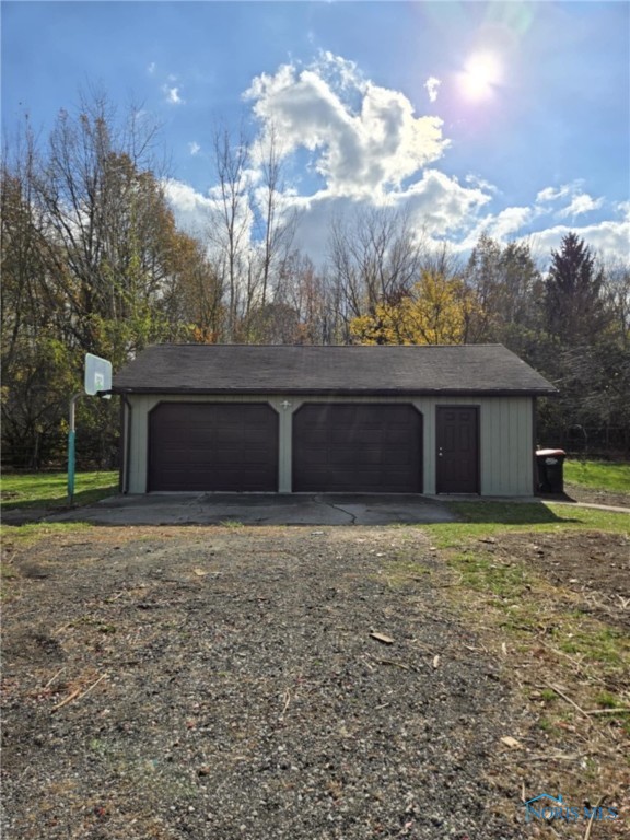1273 County Road U