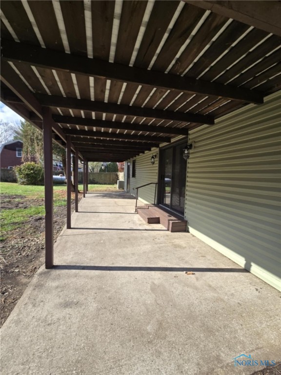 1273 County Road U