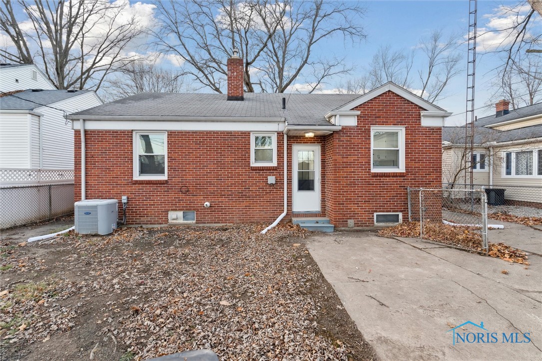 3455 Pineway Drive