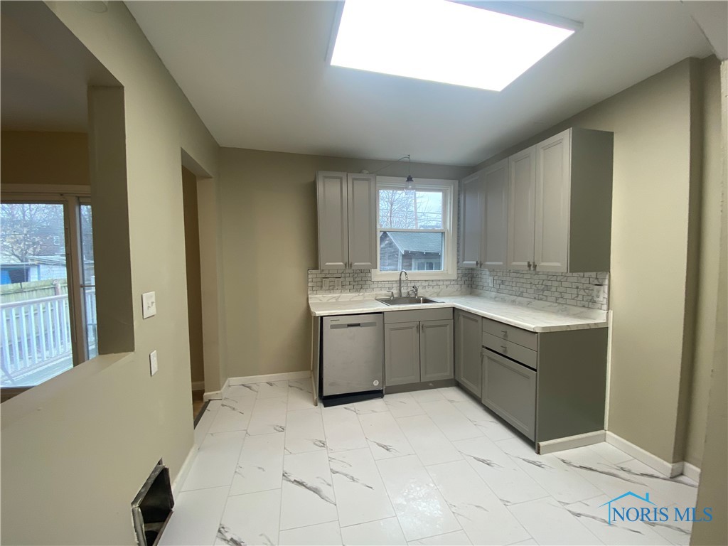 4115 Fairview Drive