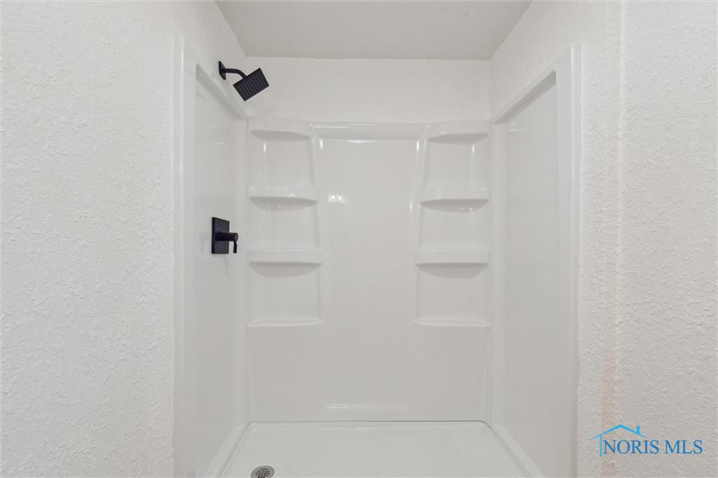 509 N Wintergarden Road