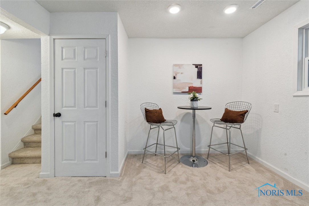 509 N Wintergarden Road