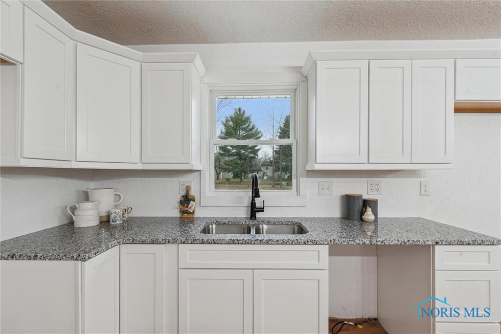 509 N Wintergarden Road