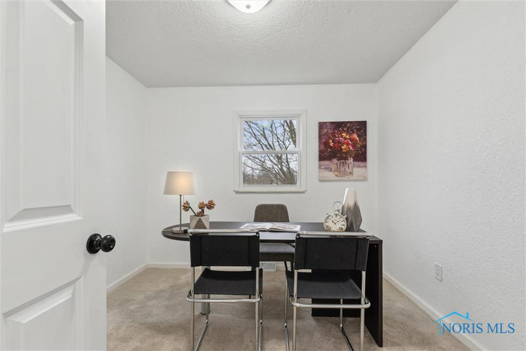 509 N Wintergarden Road